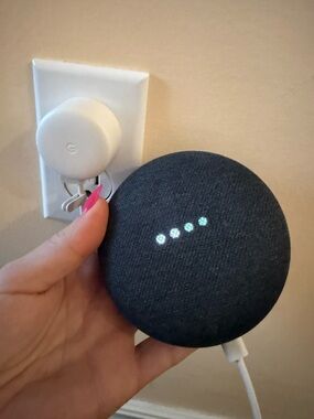 Google Home Mini Micro UsB first gen